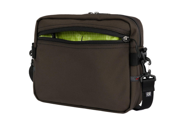 The Side Kick in Ursa (brown-grey) 630 Ballistic with an Kiwi (bright green with white grid) 200 Halcyon interior.